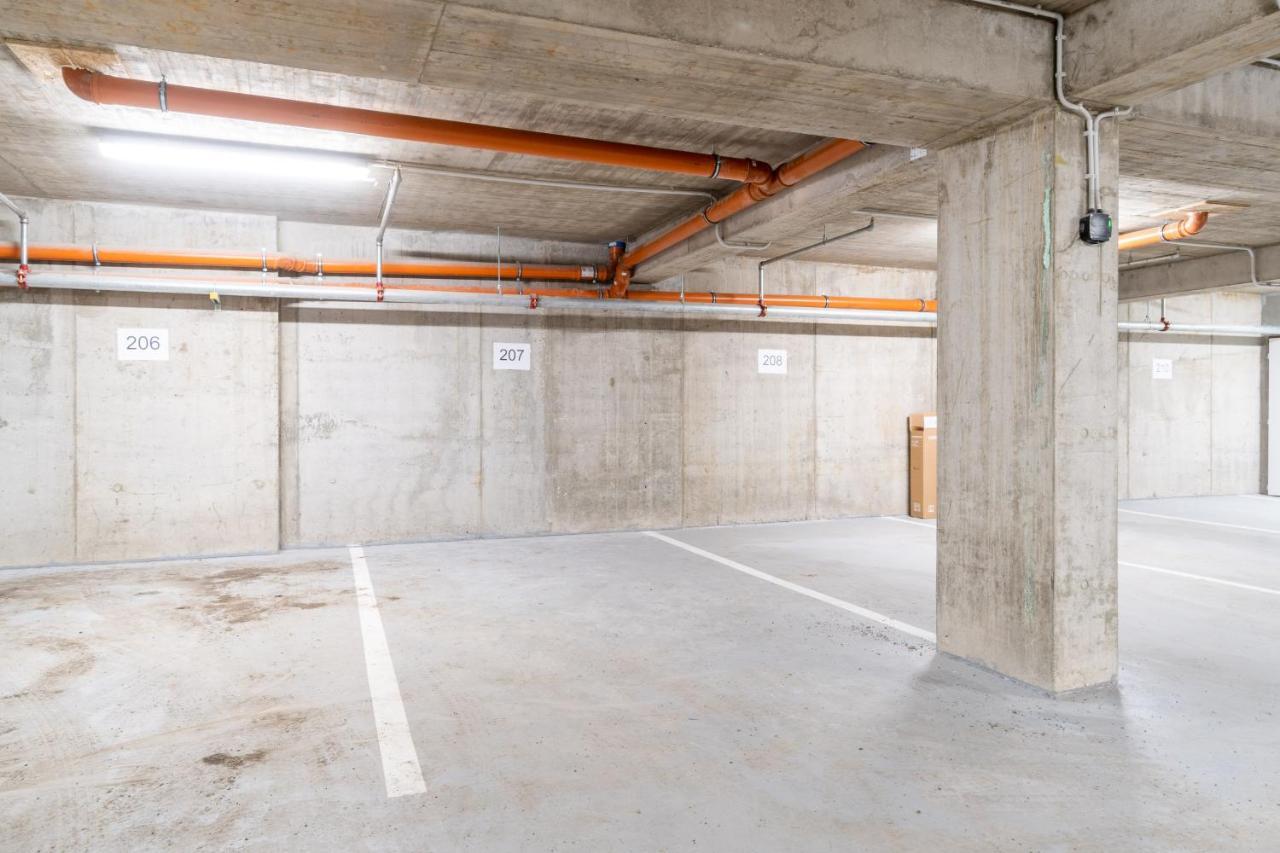 Brand New One Bedroom Apartment #54 In Brand New Building With Free Parking Praha Bagian luar foto
